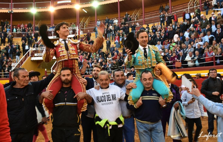 0000 - puerta grande - 656