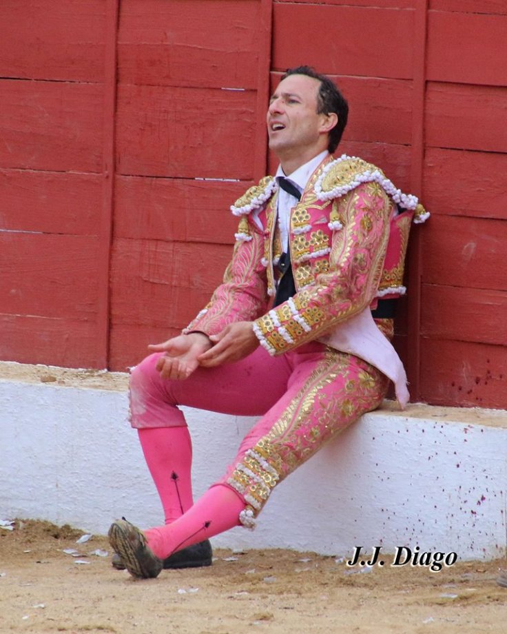 33152743_1922783571076384_1665809297751146496_n