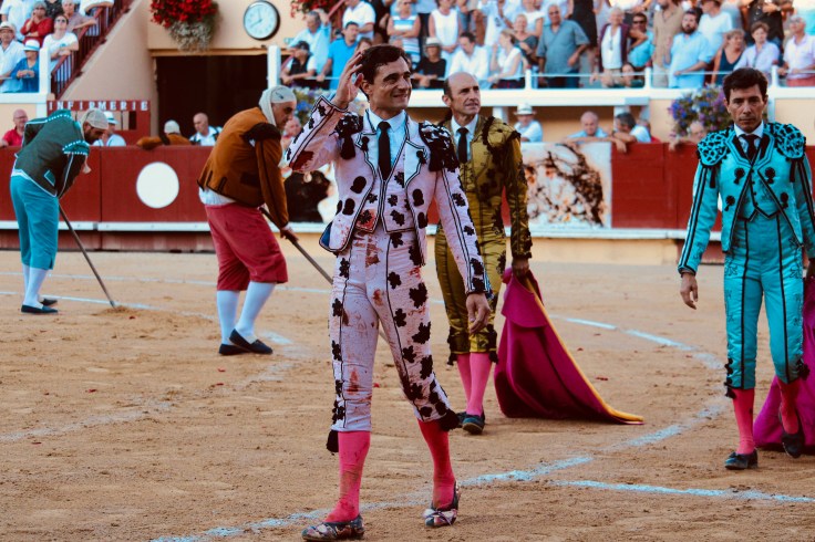 2744CE07-15CE-4C44-9742-8767E9B27229