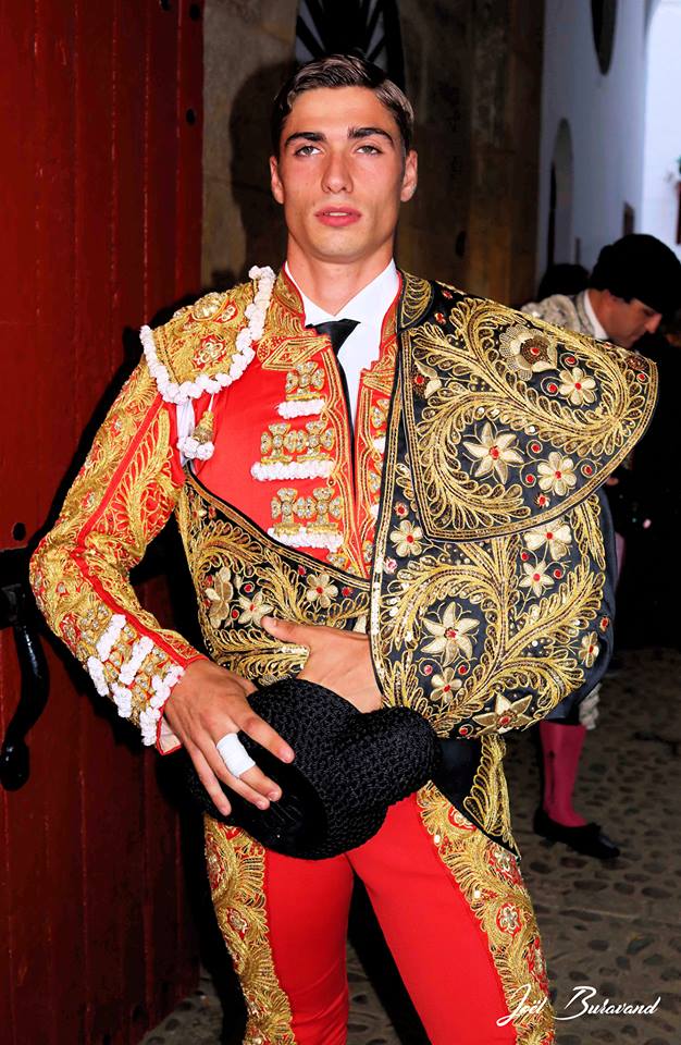 47577666_1950880971625770_6192518537823649792_n