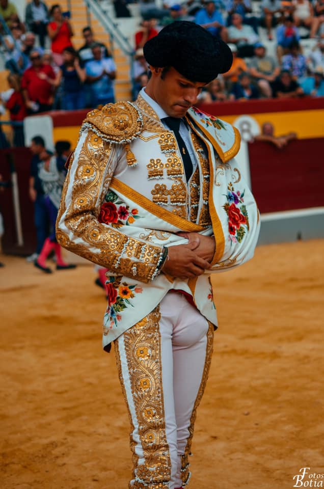 53934061_1938413152933745_4735368397808730112_n