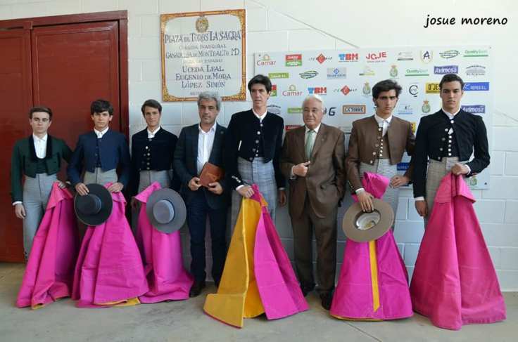 55646580_372001303643122_7580853212878471168_n