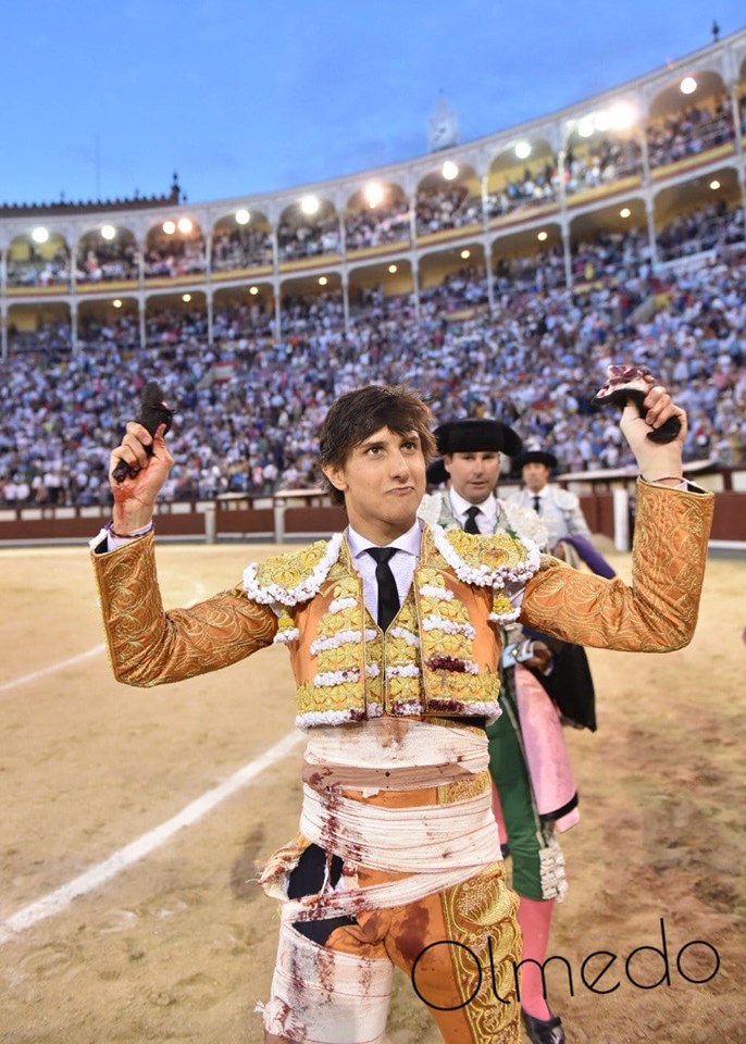 60847867_1369559866515503_7797172792679464960_n