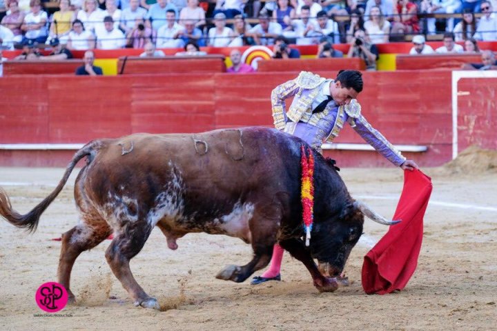 ureña valencia 2.jpg